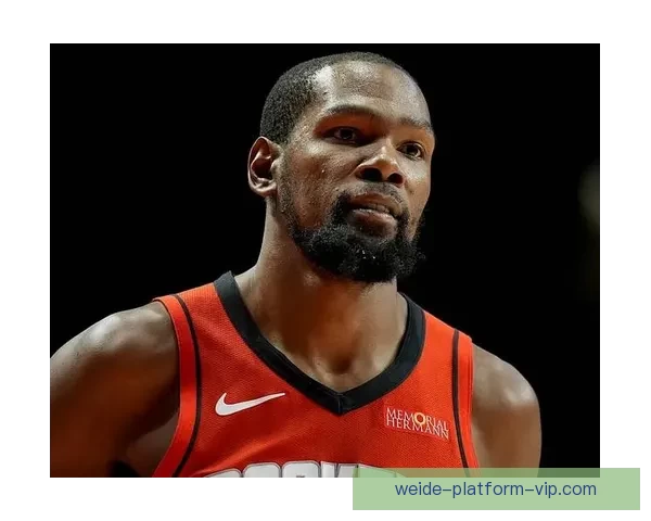 杜兰特谈进攻理念希望梳理节奏带动队友发挥整体实力